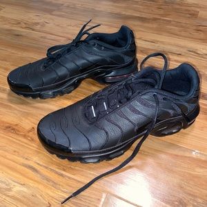Nike Air Max Plus TN Triple Black